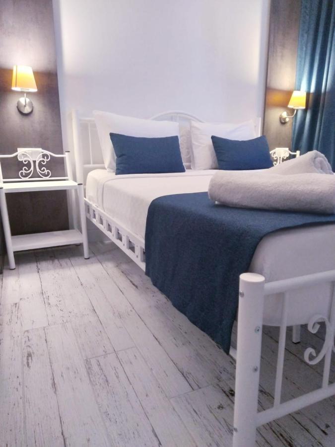 Otel Marina